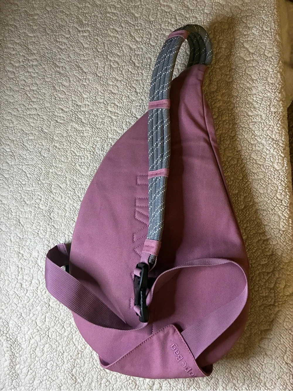 KAVU Dusty Rose Pink Rope Sling Bag Crossbody Backpack